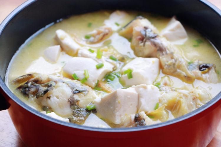 鲢鱼炖豆腐的家常做法，豆腐烧鲶鱼的做法大全